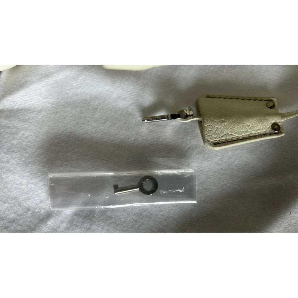 Prada  Leather Vitello Daino Push Lock Shoulder Bag Authentic - Picture 12 of 16